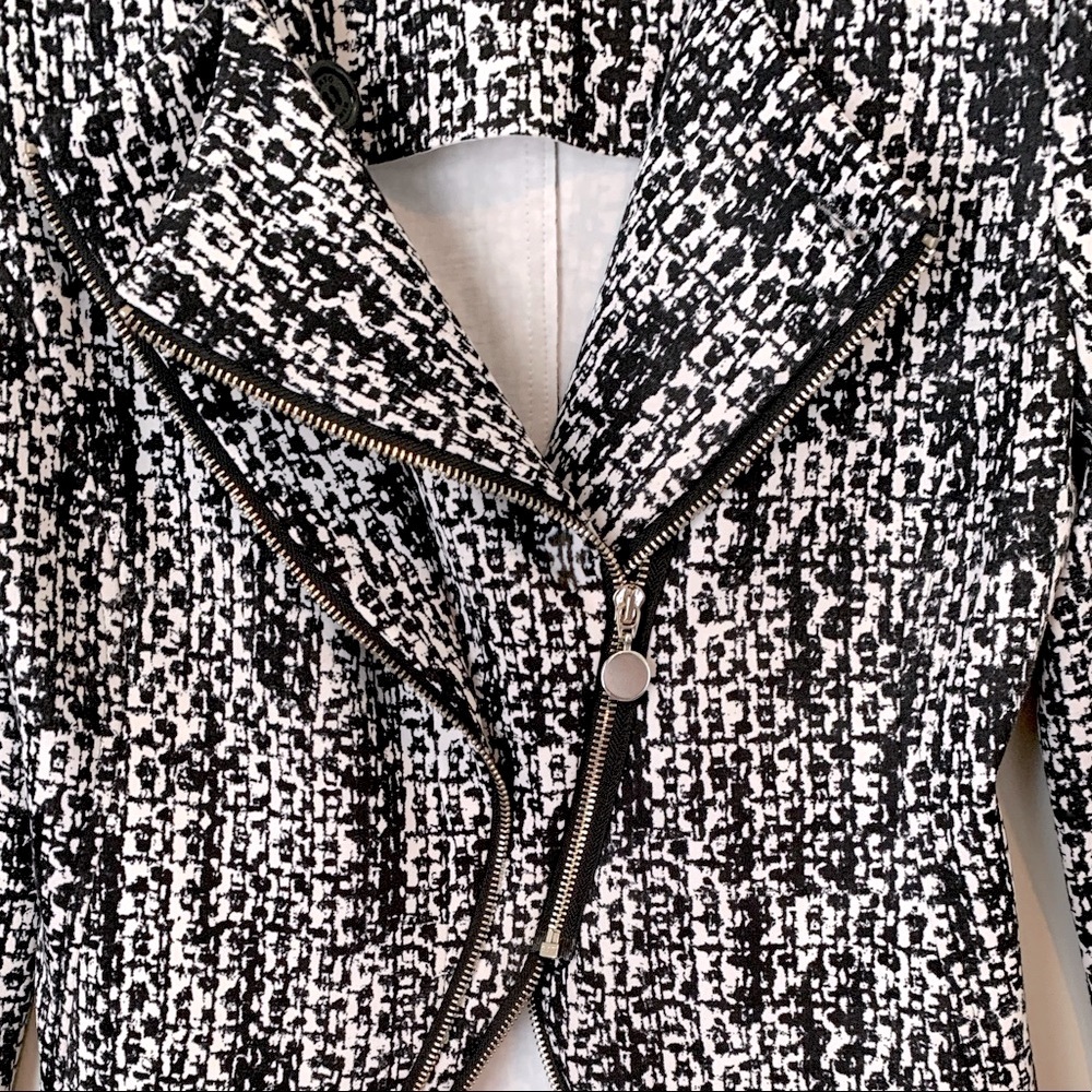 Rinascimento size L black and white blazer - Picture 3 of 12